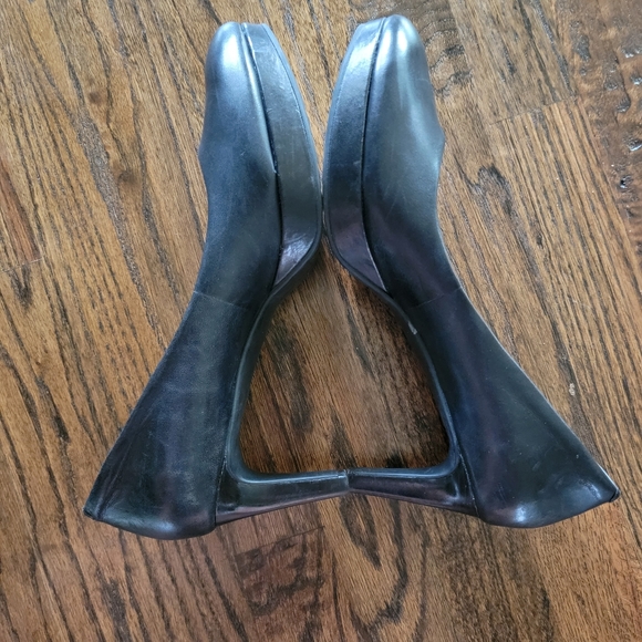 Rockport Heels - Picture 2 of 4